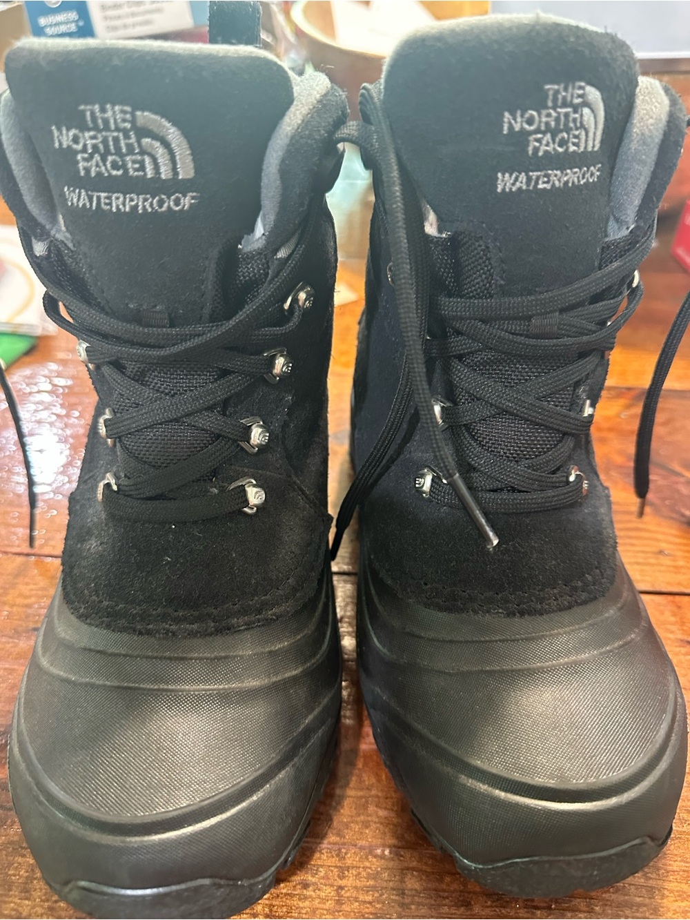 The North Face Chilkat Lace II Youth 3 Black Waterproof Heatseeker Snow boots